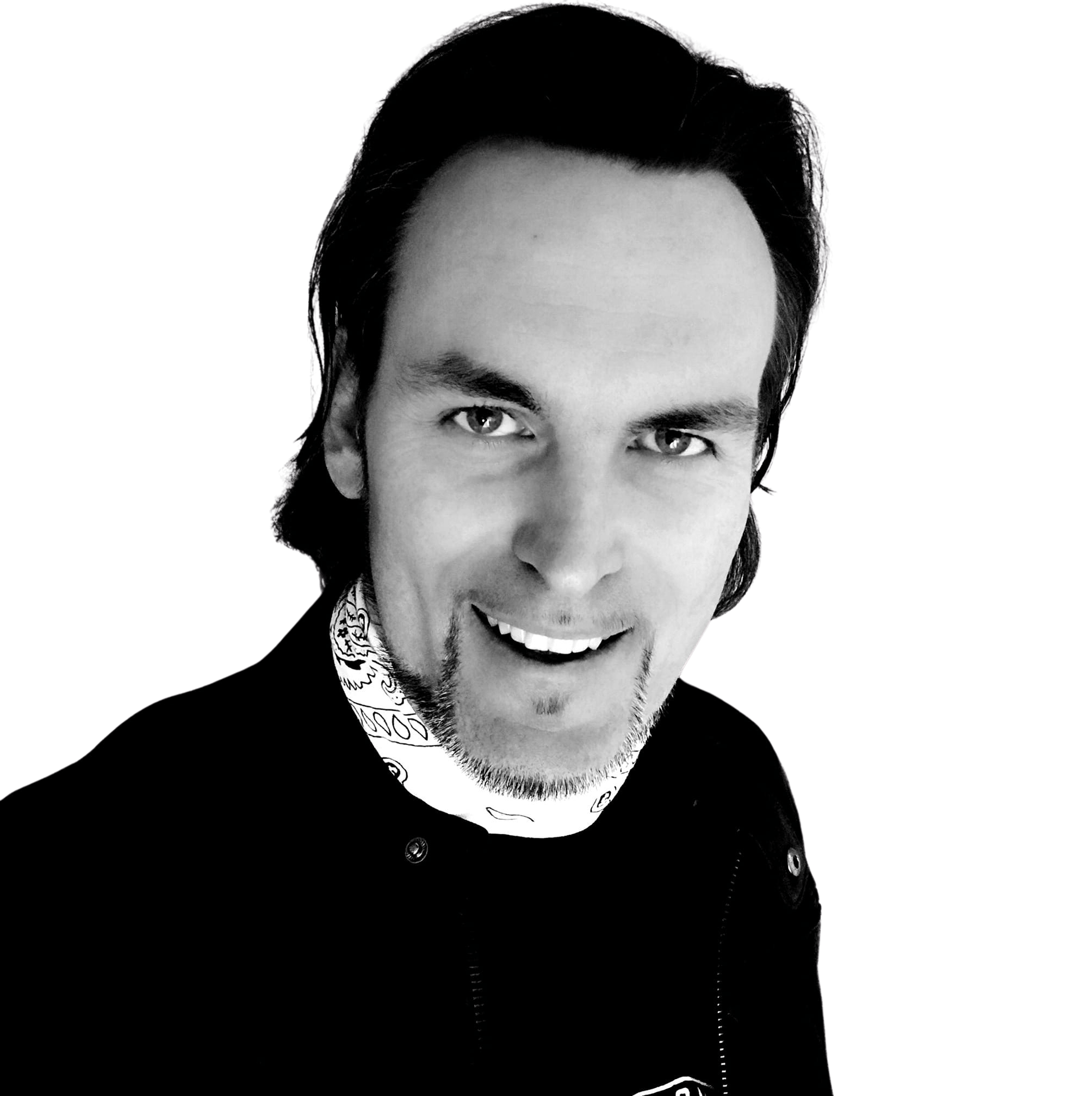 kurtsoeser-removebg